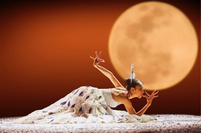 Τα πολλά πρόσωπα των γυναικών της Κίνας σε μια έκθεση φωτογραφίας