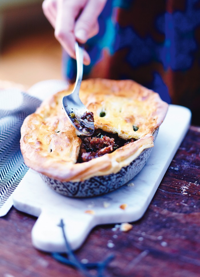 4 συνταγές για σκεπαστές πίτες