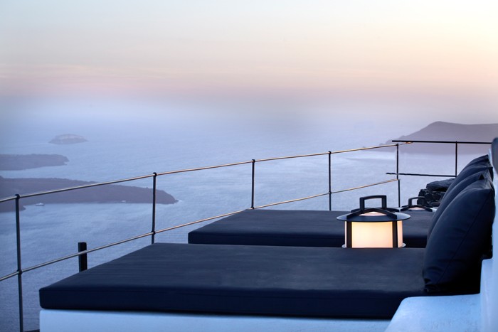 Εδώ θα απολαύσετε την ωραιότερη θέα στην Καλντέρα της Σαντορίνης