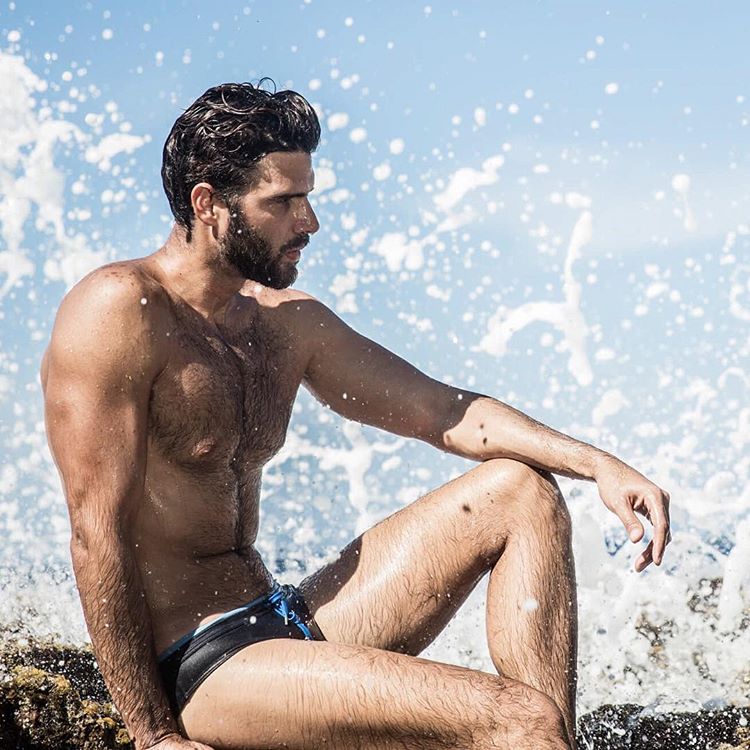 Αυτός είναι ο πιο sexy άντρας της Καραϊβικής