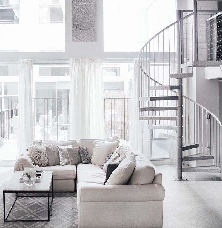 11 φωτογραφίες από το ονειρεμένο loft μιας fashionista