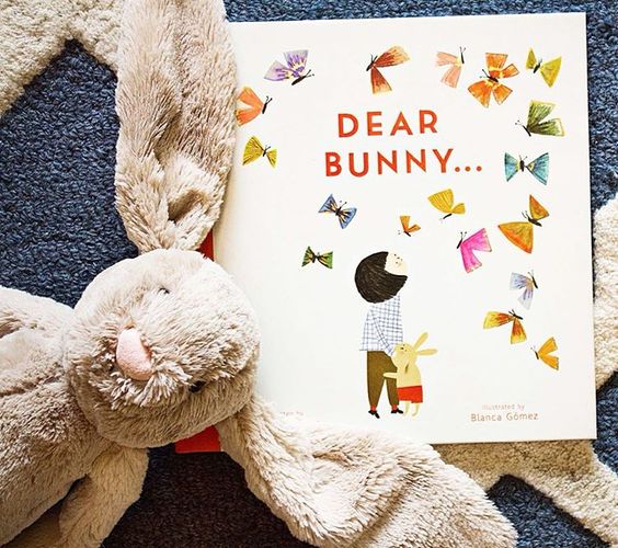 Ένας τρυφερός λογαριασμός στο Instagram για όσους αγαπούν τα παιδικά βιβλία