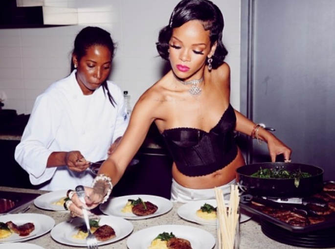 Μάθαμε τη διατροφή της Rihanna για σέξυ κορμί