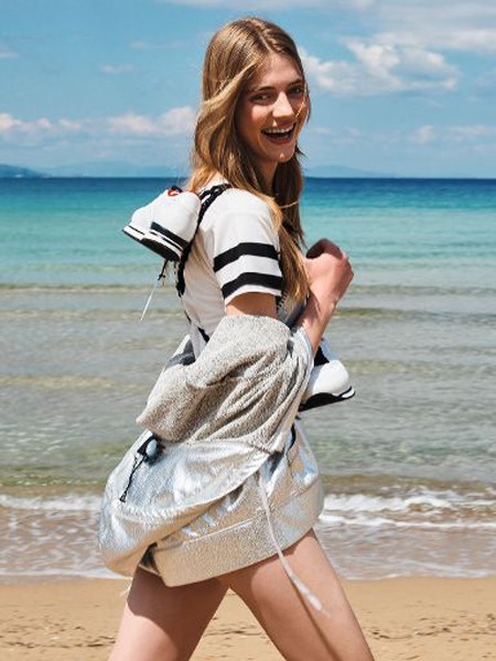 Γιατί να κάτσω λίγα λεπτά στον ήλιο; (δεν είναι αυτό που φαντάζεστε)