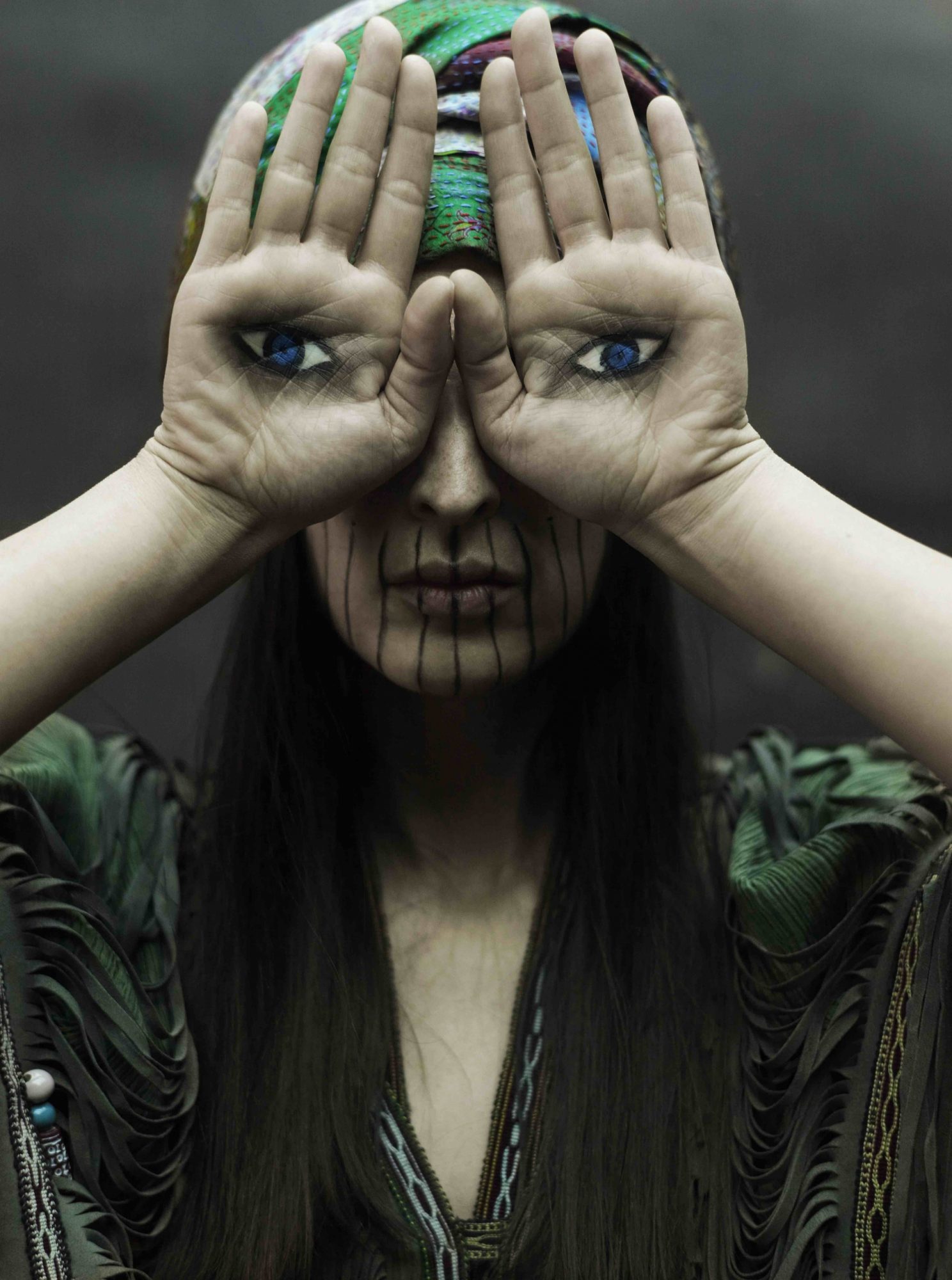 Μια έκθεση φωτογραφίας και μόδας με έμπνευση τη Βιρτζίνια Γουλφ