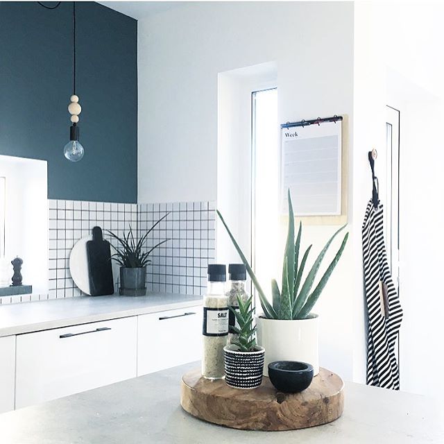 Το κόλπο για να ζωηρέψετε ένα minimal σπίτι