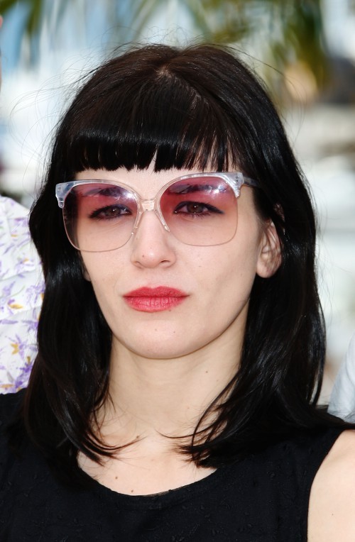 Έφυγε ξαφνικά από τη ζωή η νεαρή ηθοποιός και τραγουδίστρια Μαίρη Τσώνη