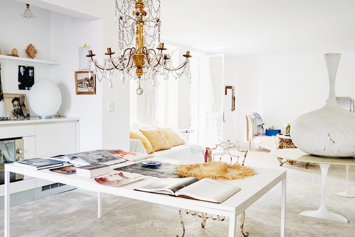 Μια κατοικία στη Νότια Γαλλία που μας φτιάχνει τη διάθεση