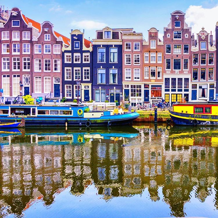 Παραμυθένια μέρη που μας ταξιδεύουν