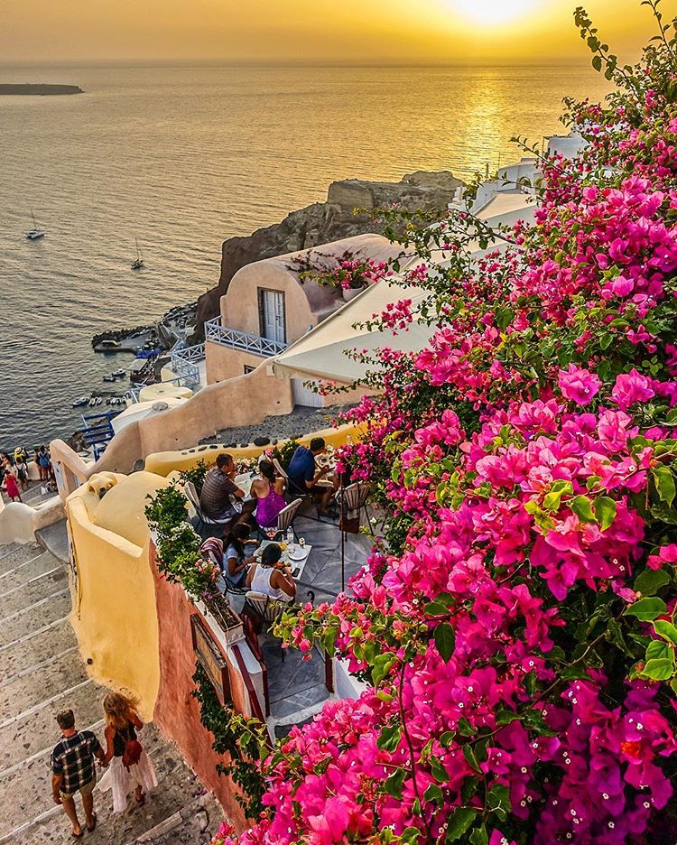 Τα πιο μαγικά ηλιοβασιλέματα στα πιο παραμυθένια μέρη