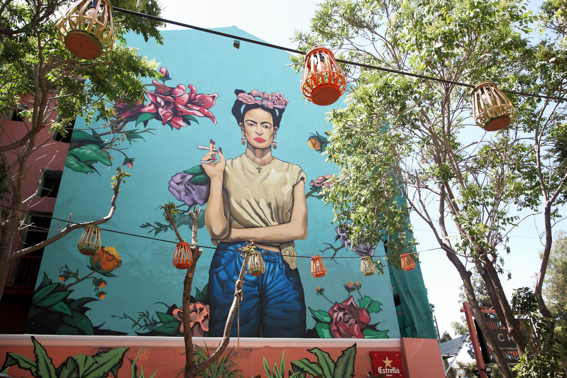 4 καλοκαιρινές αυλές για κοκτέιλ κάτω από τ' αστέρια