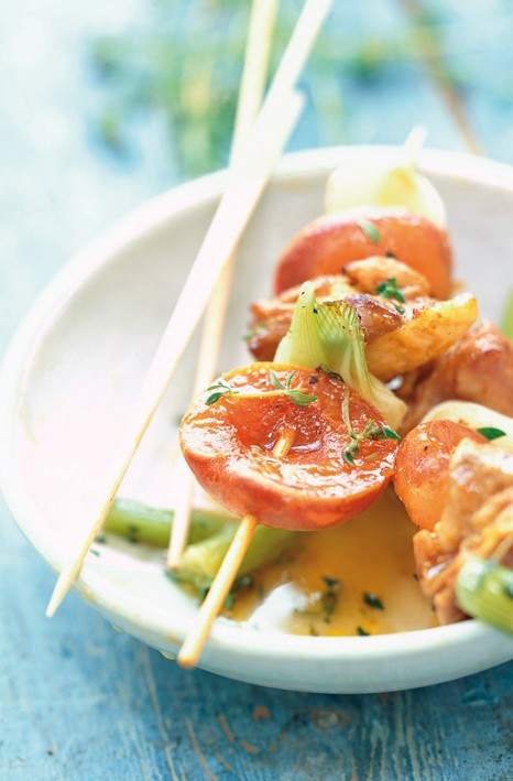 Σουβλάκι με κοτόπουλο και βερίκοκα