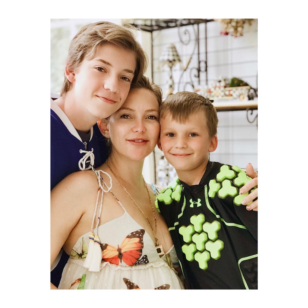 Πως γιόρτασαν την Γιορτή της Μητέρας οι αγαπημένοι μας σταρ;