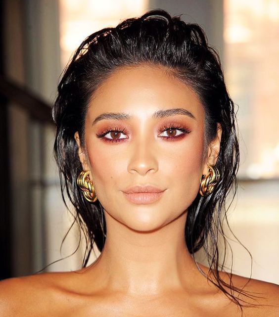 Electric Eyes: Η τάση του χειμώνα που υιοθετούμε από τώρα