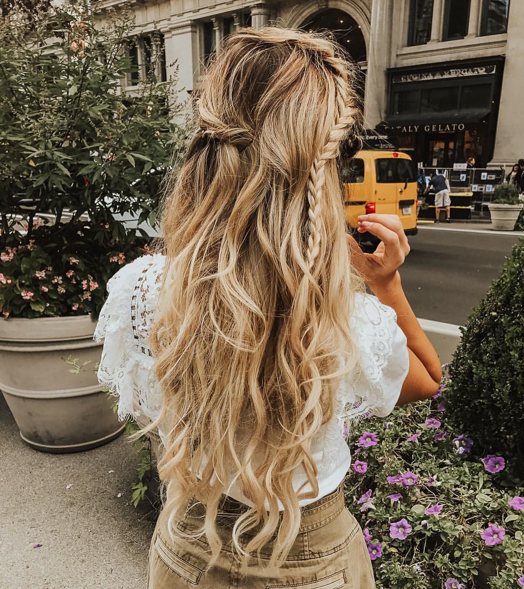 Φτιάξε το bohemian χτένισμα που θα σε συνοδεύει όλο το καλοκαίρι