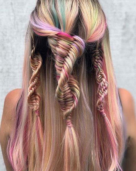 DNA braids: Το νέο hot χτένισμα