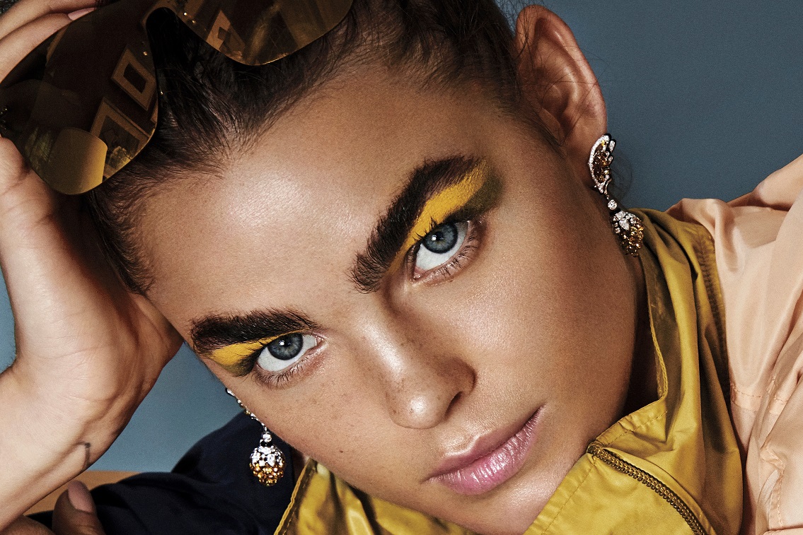 Πες «ναι» σε μια κίτρινη σκιά και κάνε την ανατροπή