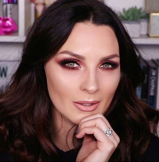 Αυτές είναι οι πιο hot αποχρώσεις στα κραγιόν για το 2018