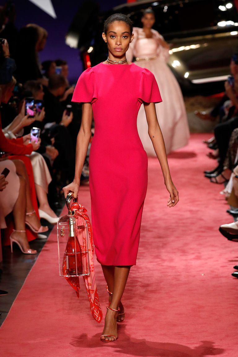 Πρέπει να δεις την τσάντα της Gigi Hadid!