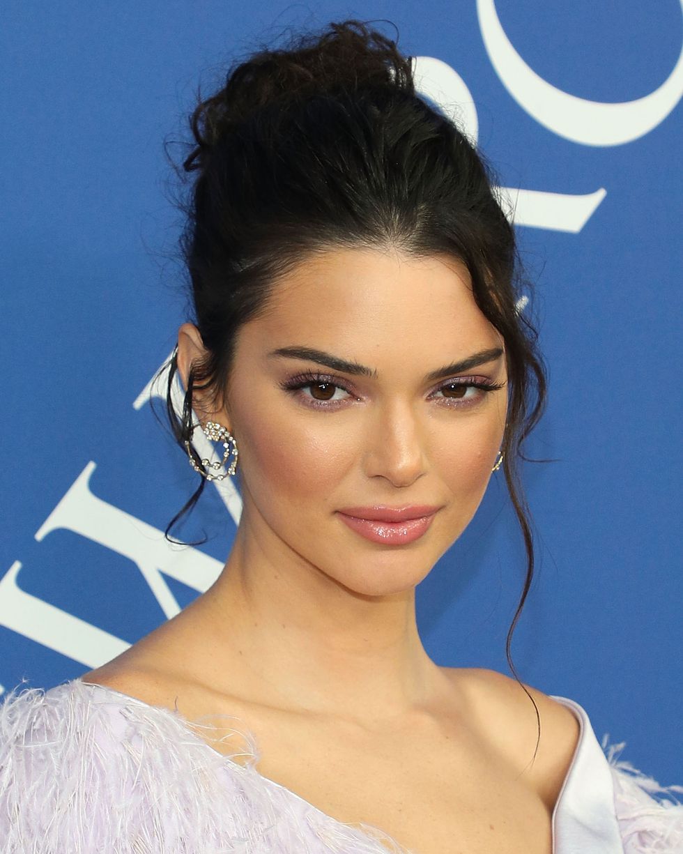 Το μακιγιάζ μας θα είναι glam και το καλοκαίρι