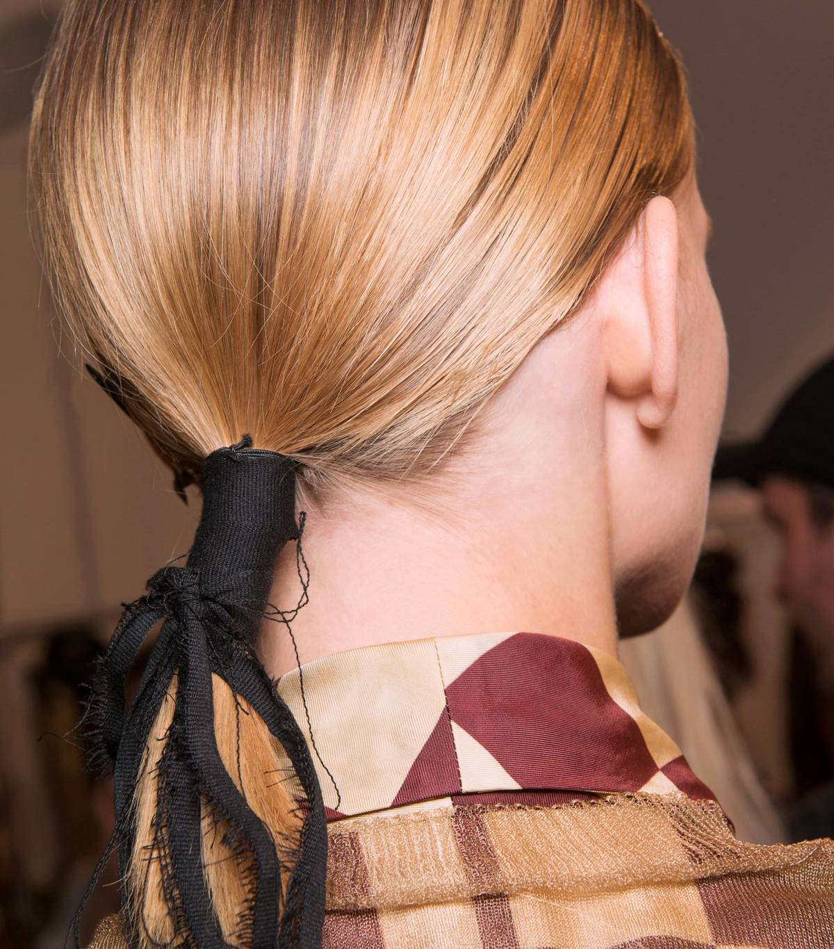 6 διαφορετικοί τρόποι να πιάσεις τα μαλλιά σου