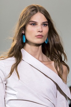 Βρες το προϊόν που θα ξεδιψάσει το δέρμα σου