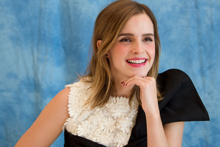 Η Emma Watson εντυπωσιάζει με υπέροχα χτενίσματα