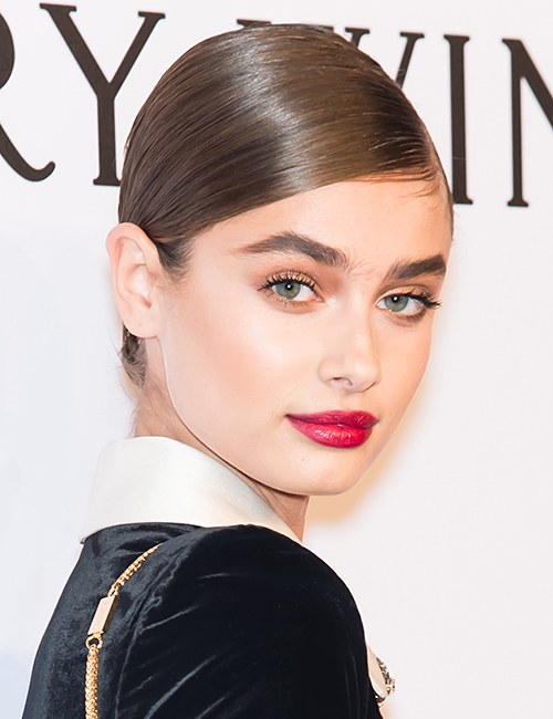 H θεραπεία για τέλεια φρύδια