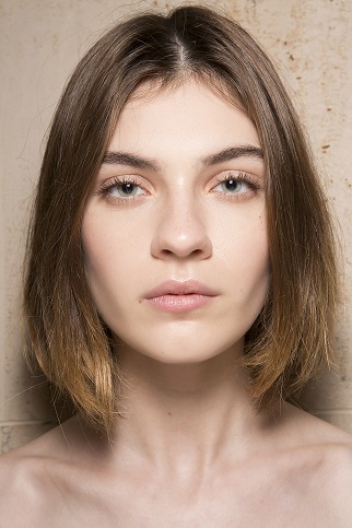 Το ντεμακιγιάζ των ματιών γίνεται εύκολη υπόθεση