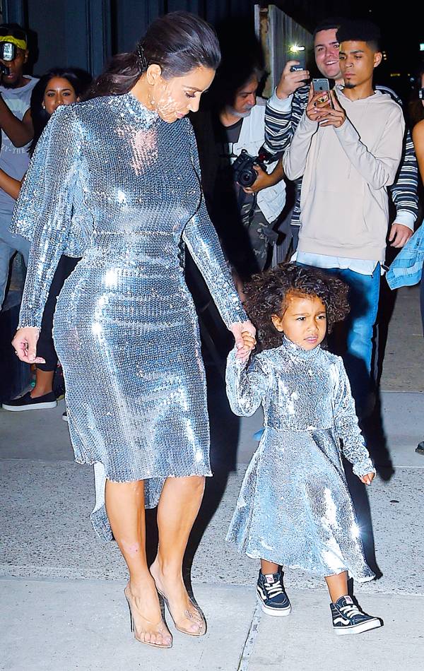 Η κόρη της Kim Kardashian έχει την πιο cool γκαρνταρόμπα