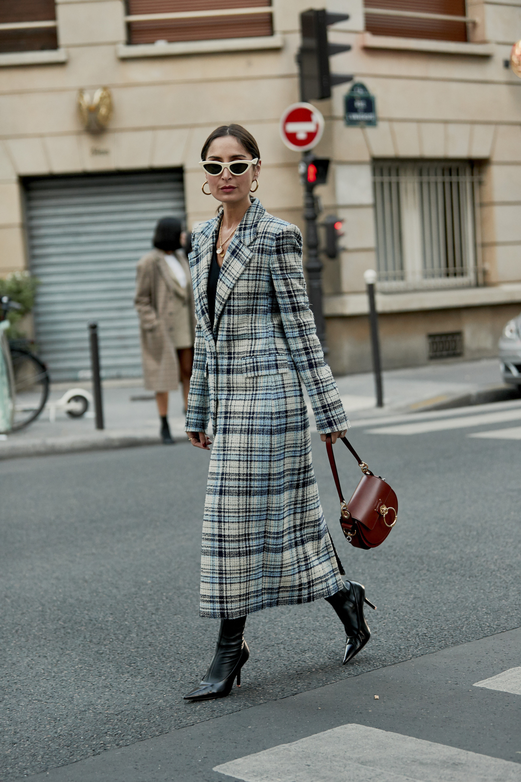Φουλ του καρό από τα πιο όμορφα street style σύνολα του Παρισιού