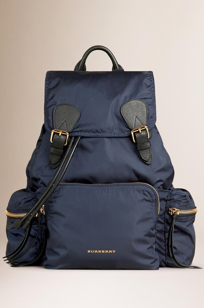 Το σακίδιο που κρατούν όλες οι σταρ