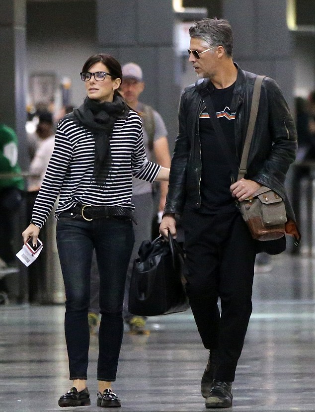 Σάντρα Μπούλοκ & Μπράιαν Ράνταλ : Ρομαντικό διήμερο στο Τέξας