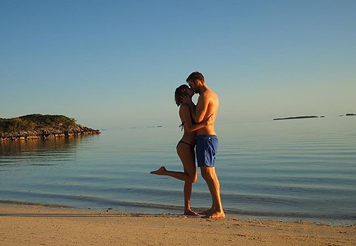 Τέιλορ Σουίφτ: «Βρίσκομαι σε μια μαγική σχέση»