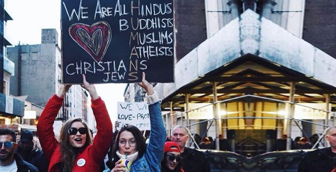 Σταρ του Hollywood εναντίον... Donald Trump