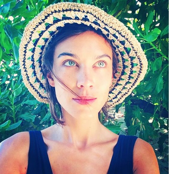 Tips για να βγάλετε την τέλεια selfie (τα μάθαμε από τις Instagrammers)