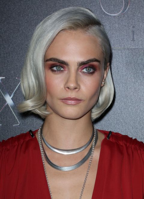 Αυτές οι σταρ θα σας κάνουν να κόψετε τα μαλλιά σας καρέ