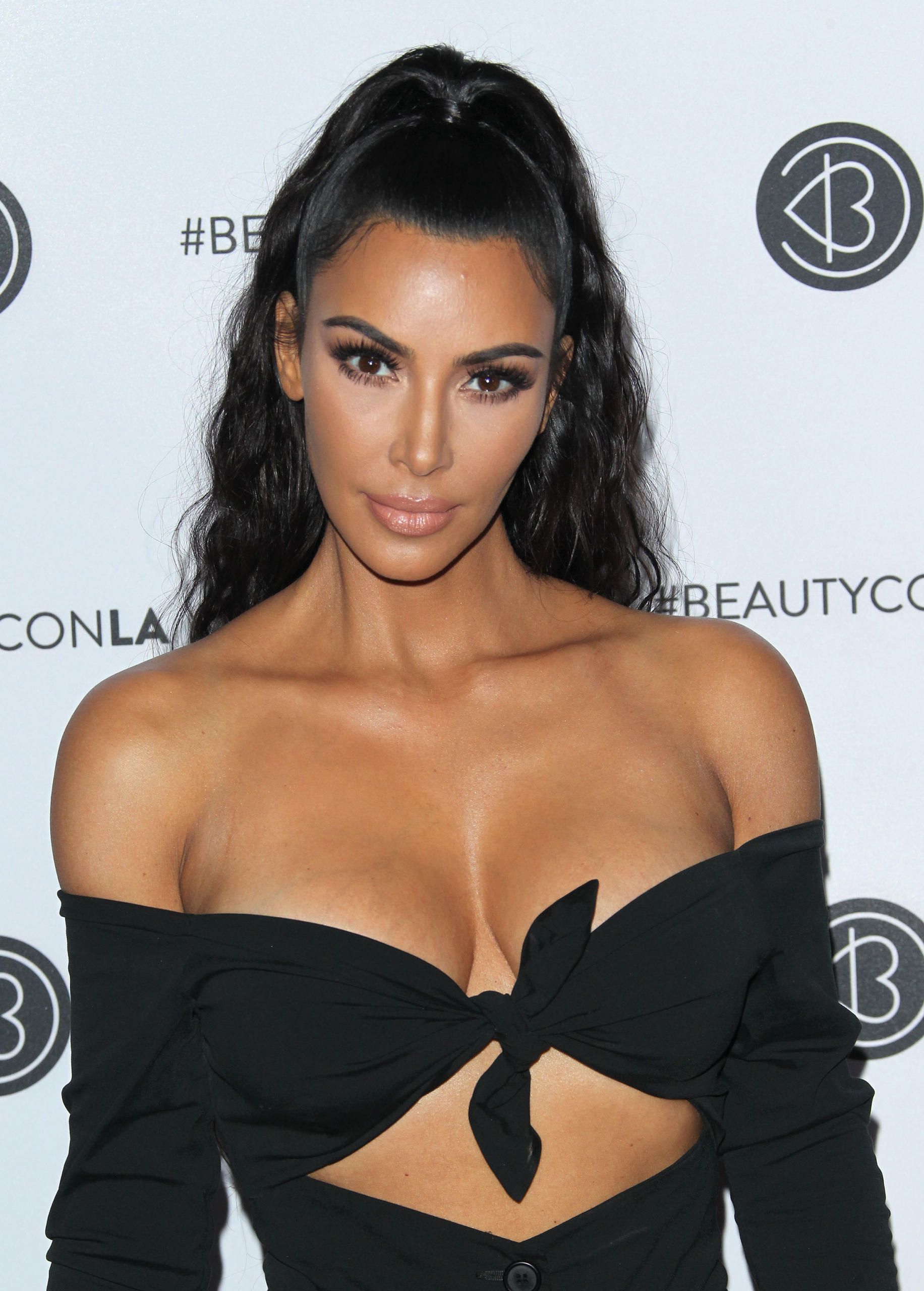 H Kim Kardashian σπουδάζει νομικά;