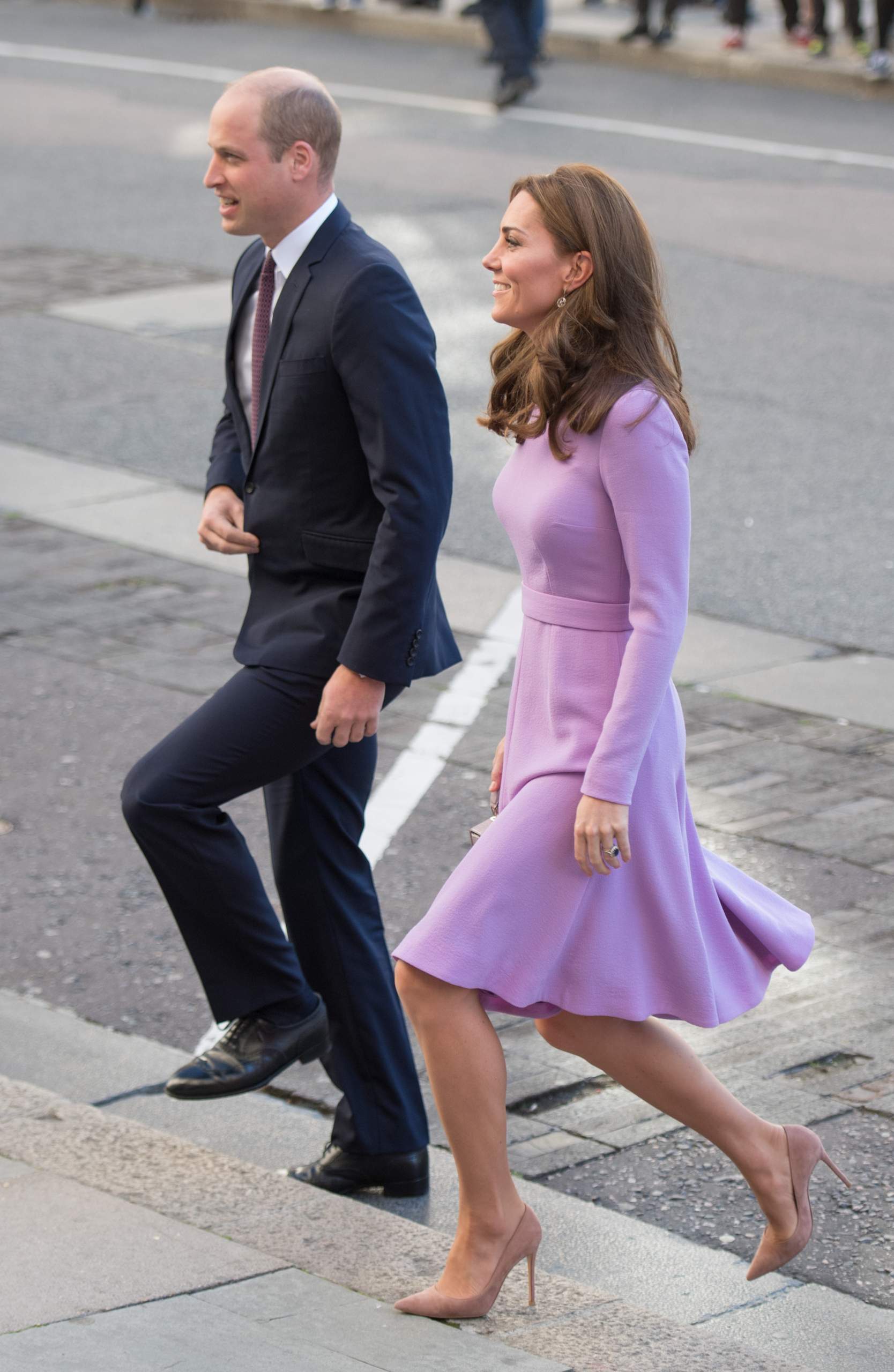 H Kate Middleton αγαπά το girly ροζ που θα φορέσουμε φέτος