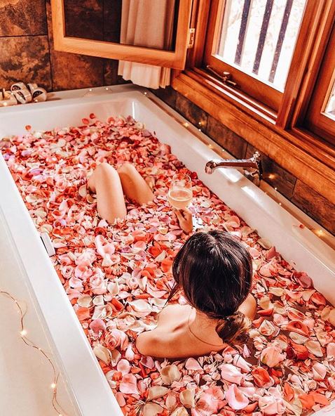 Αυτές οι μάσκες δεν είναι για το πρόσωπο