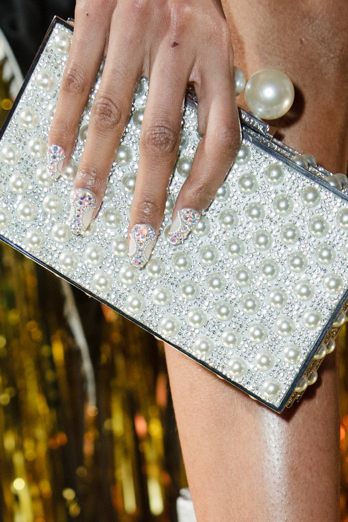 First Look: Εδώ θα δεις όλες τις νέες τάσεις στο μανικιούρ