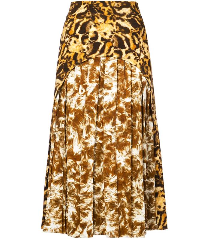 Η Victoria Beckham με την πιο hot τάση της σεζόν