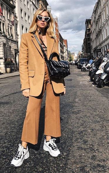 Αυτή η blogger κάνει το styling επιστήμη (12 εμφανίσεις που εμείς ήδη αντιγράψαμε)