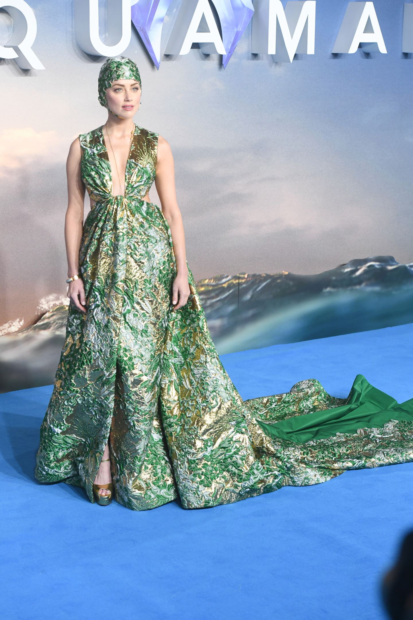 Η πιο... θαλασσινή εμφάνιση της Amber Heard