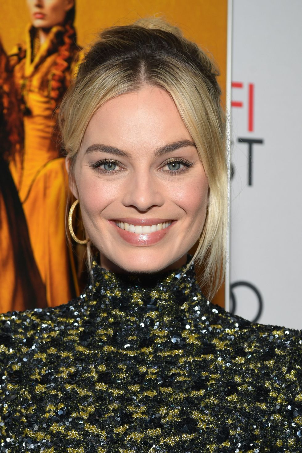 H Margot Robbie είναι το beauty icon που μας εμπνέει τώρα
