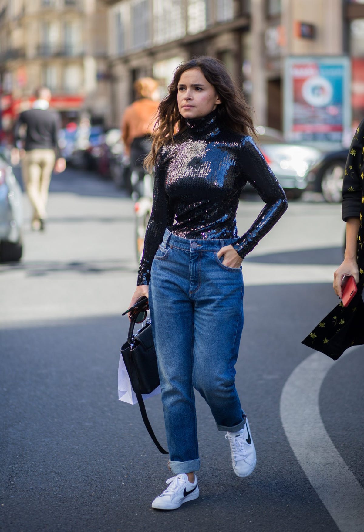 Πώς θα φορέσω τα βραδινά μου κομμάτια από το πρωί;