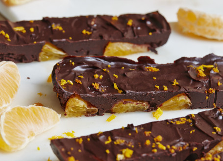 Αυτά τα σοκολατάκια με μανταρίνι θα ξετρελάνουν τους πάντες!