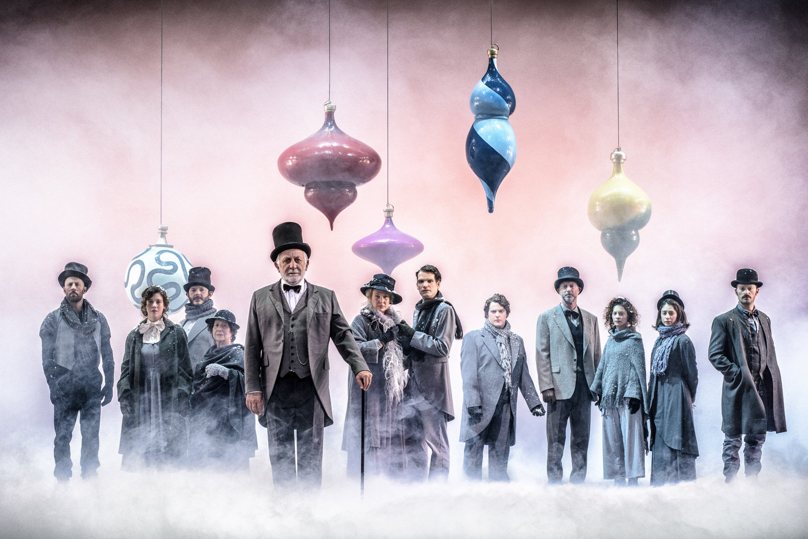 8 παραστάσεις για να δείτε τα Χριστούγεννα