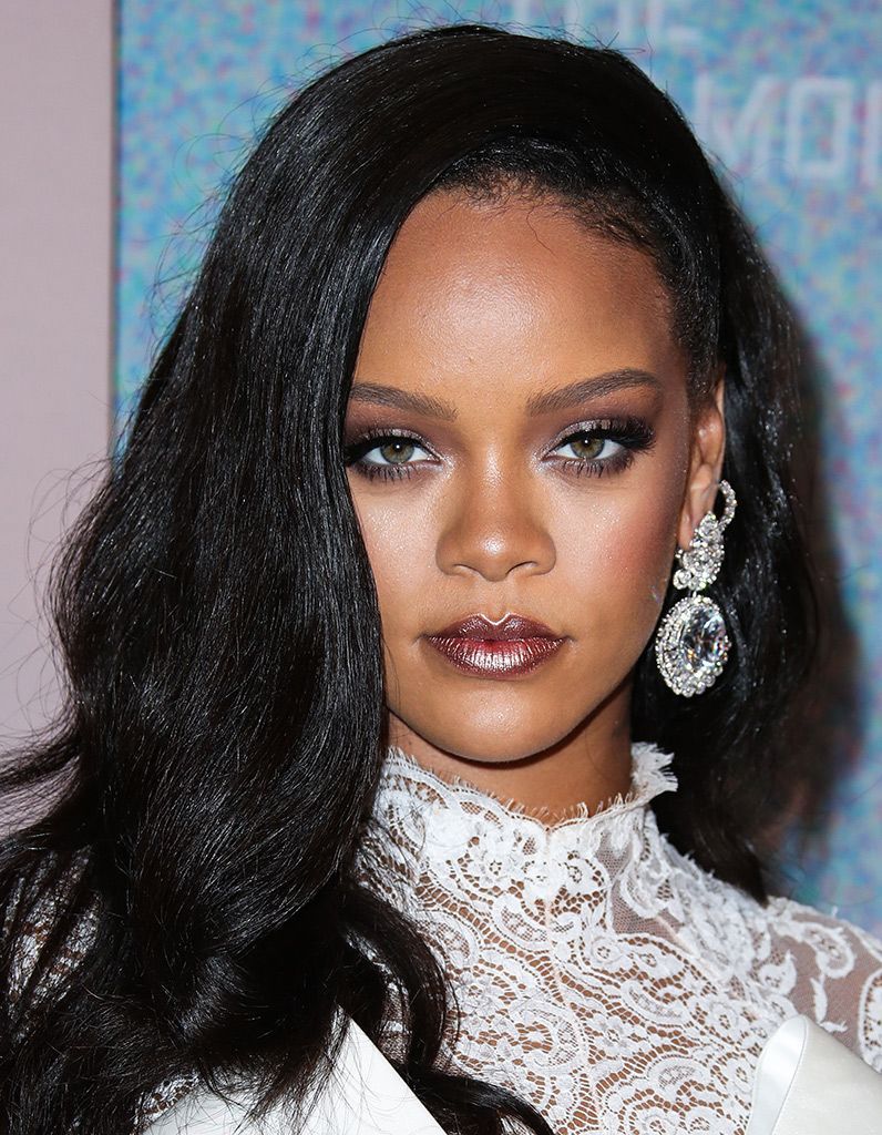 5 party looks των σταρ που θα αντιγράψουμε