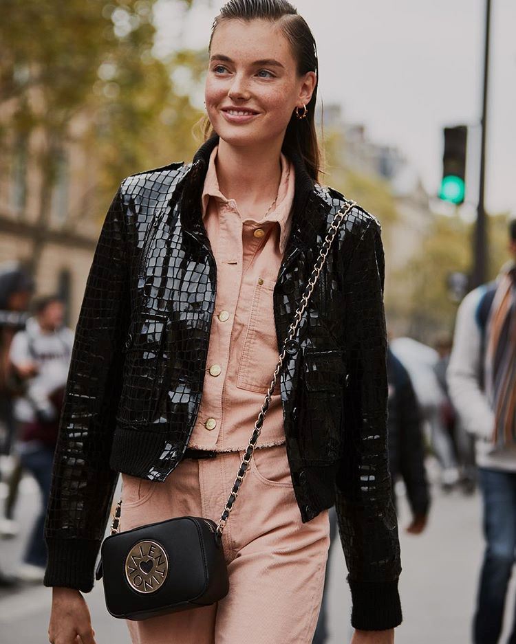 20 street style ιδέες για να υιοθετήσεις τα χρώματα της σεζόν